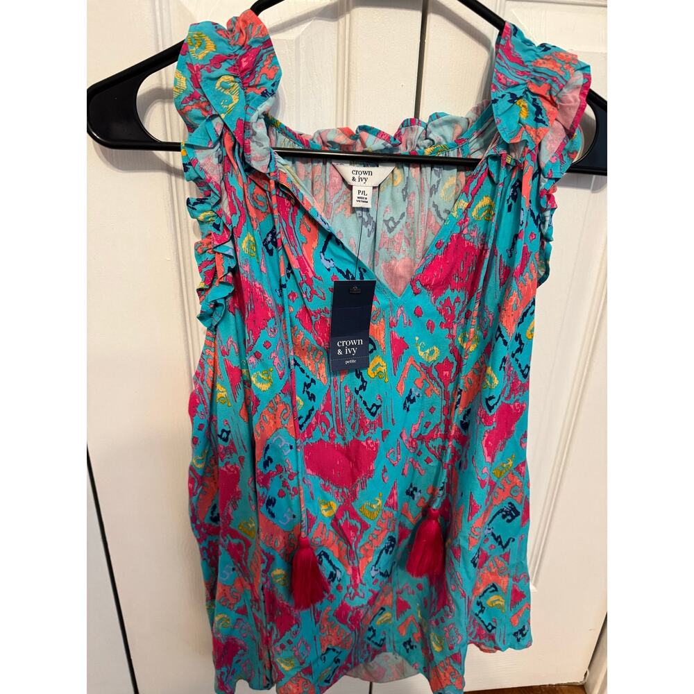 Crown & Ivy Floral Blouse NWT Size Womens Large Petite Pink and Blue $50 retail